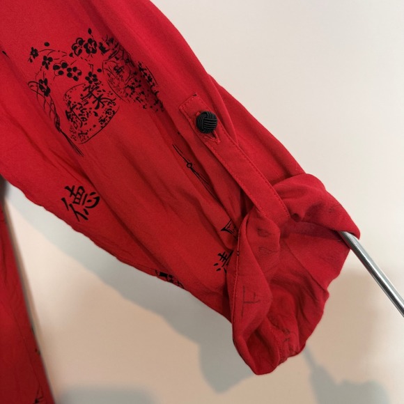 Soft Surroundings Asymmetrical Wrap Top Size 1X Red Lantern Print Art to Wear - Picture 4 of 9